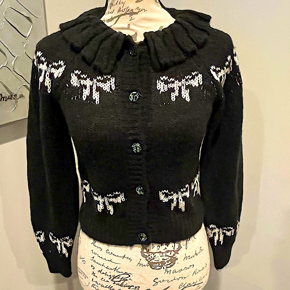 Kimchi Blue Marabell Bow Button Down Cardigan in Black with White - Picture 2 of 16